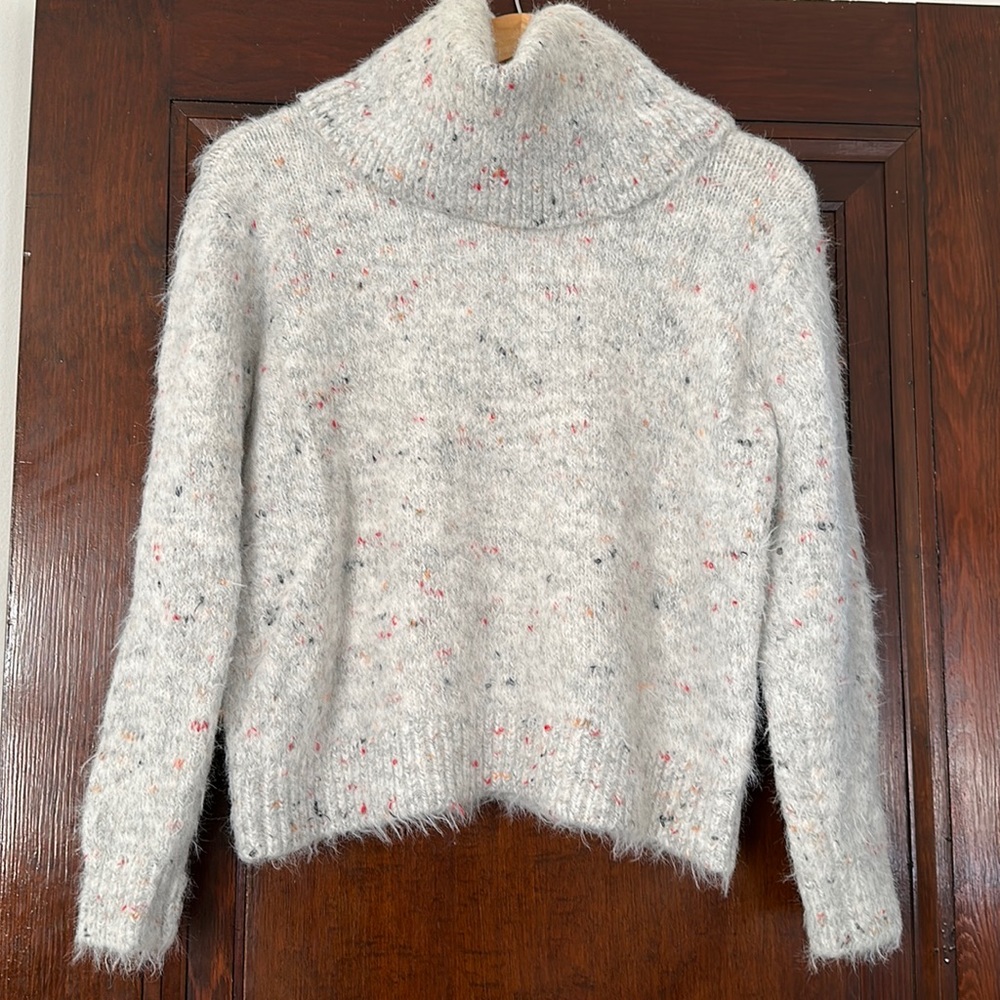 *Brand New* Lou & Grey Turtleneck Sweater